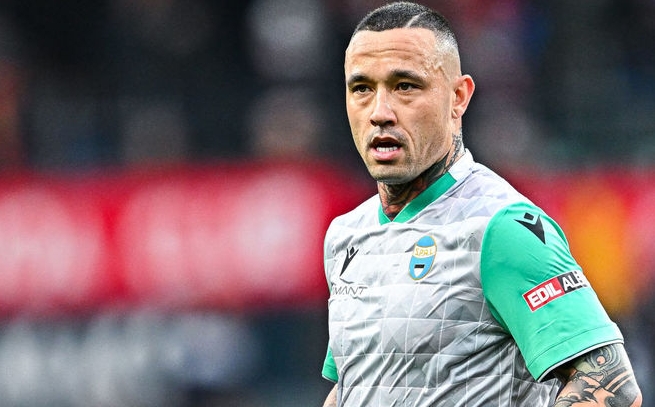 Były zawodnik Interu Nainggolan przeniósł się do klubu z drugiej ligi Belgii.